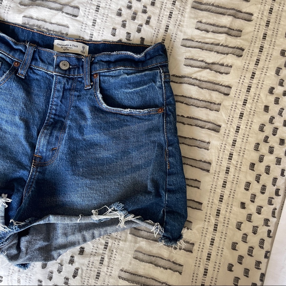 NWOT Abercrombie Curve Love High Rise Shorts